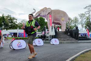 BIB: 
                            <button type="button" onclick="openModal(26528252)" class="btn btn-primary btn-sm float-right btn-popup" data-toggle="modal" data-target=".modal-high-quality">
                        <i class="fas fa-shopping-cart"></i> Add to Cart
                    </button>
                                            <button type="button" onclick="isThisMe(26528252, true)" class="btn btn-success btn-sm float-right btn-popup btn-isme hidden" data-toggle="tooltip" data-placement="bottom" title="นี่คือรูปของคุณใช่ไหม คลิกที่นี่เพื่อเอาเข้าอัลบั้ม">
                        <i class="fas fa-plus"></i> Add to album
                    </button>
                    <button type="button" onclick="isThisMe(26528252, false)" class="btn btn-warning btn-sm float-right btn-popup btn-isnotme hidden">
                        <i class="fas fa-ban"></i> Remove from album
                    </button>